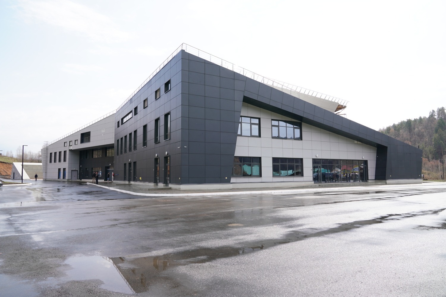 Олег Яровиков