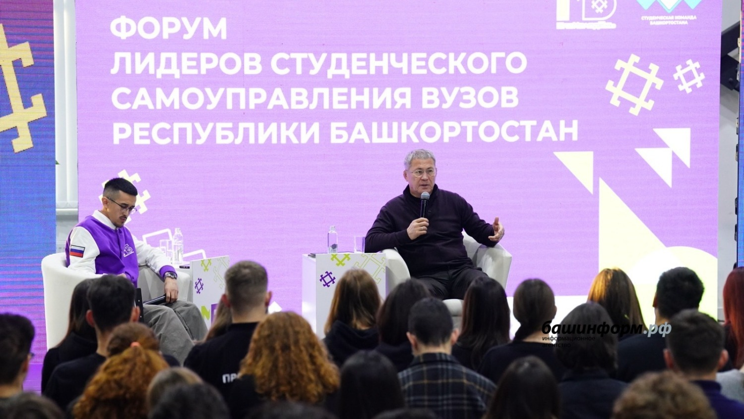 Олег Яровиков