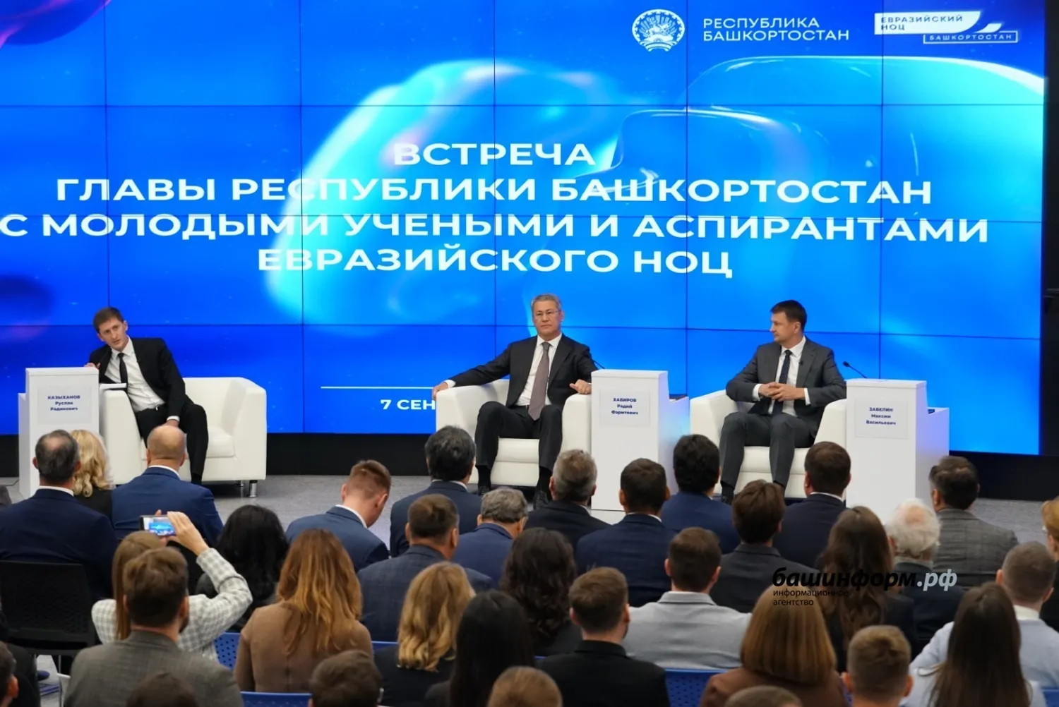 Олег Яровиков