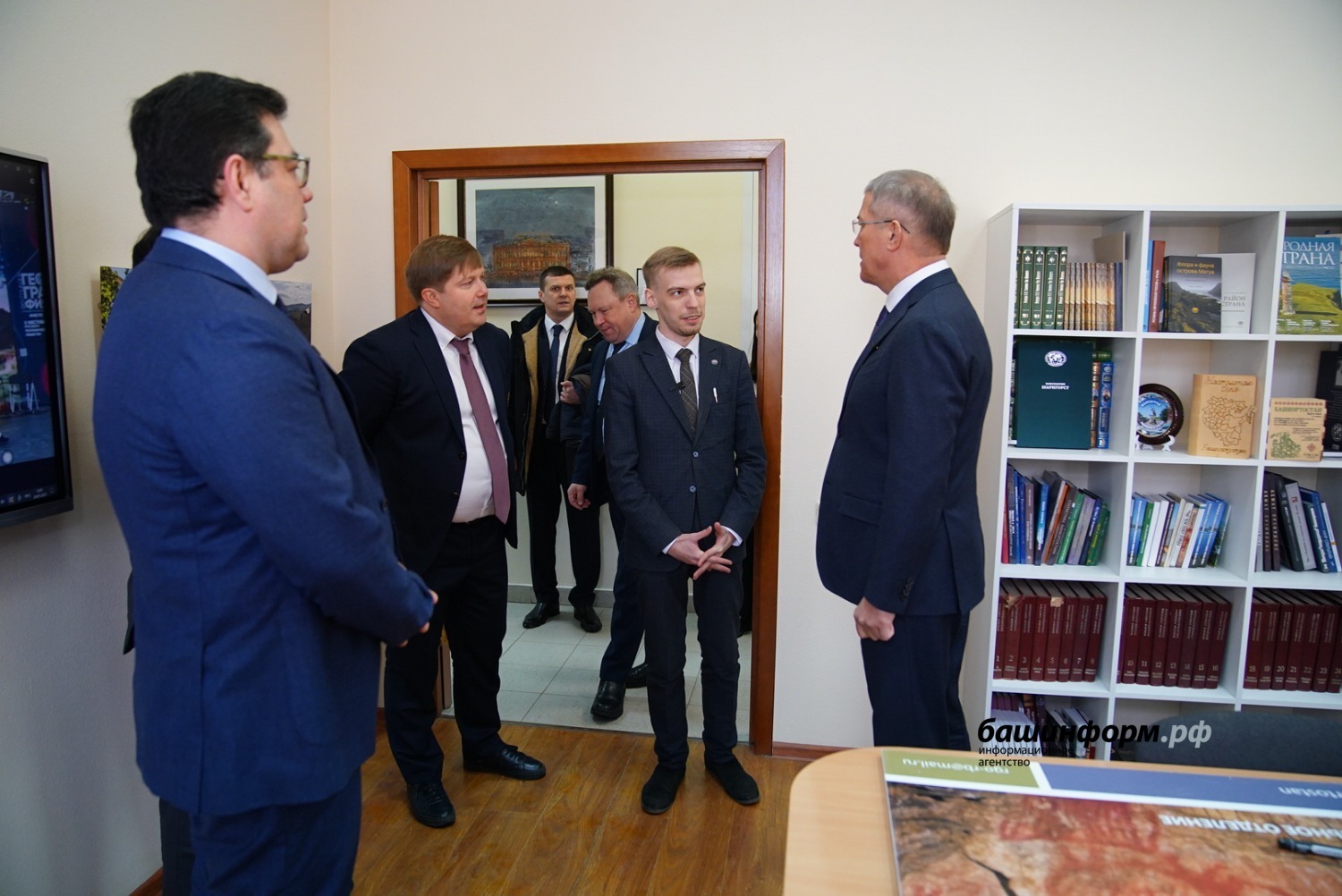 Олег Яровиков