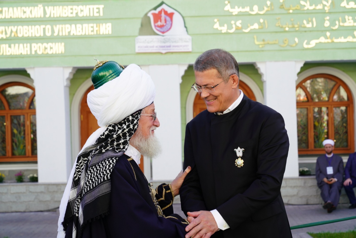 Олег Яровиков