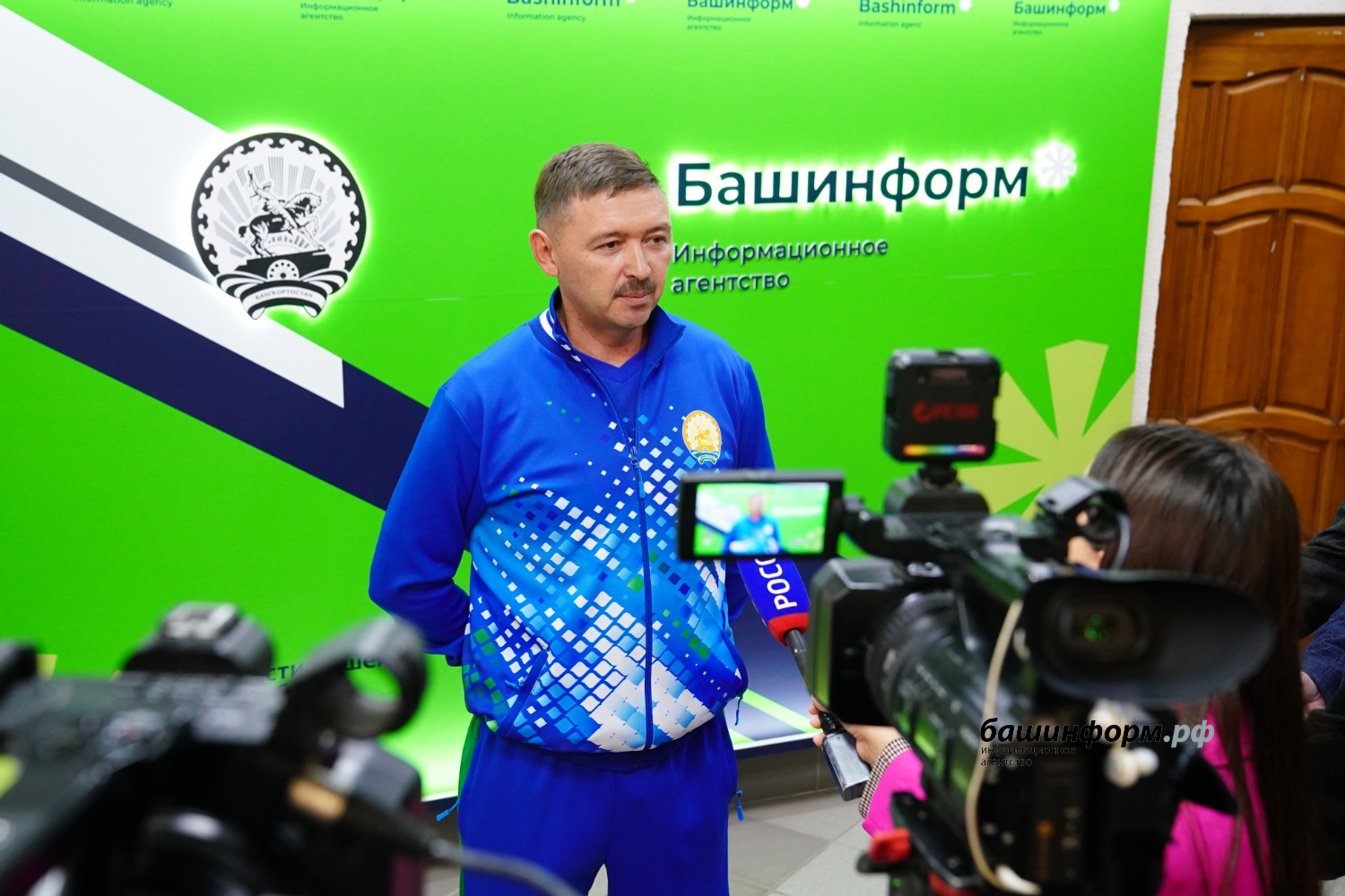 Олег Яровиков