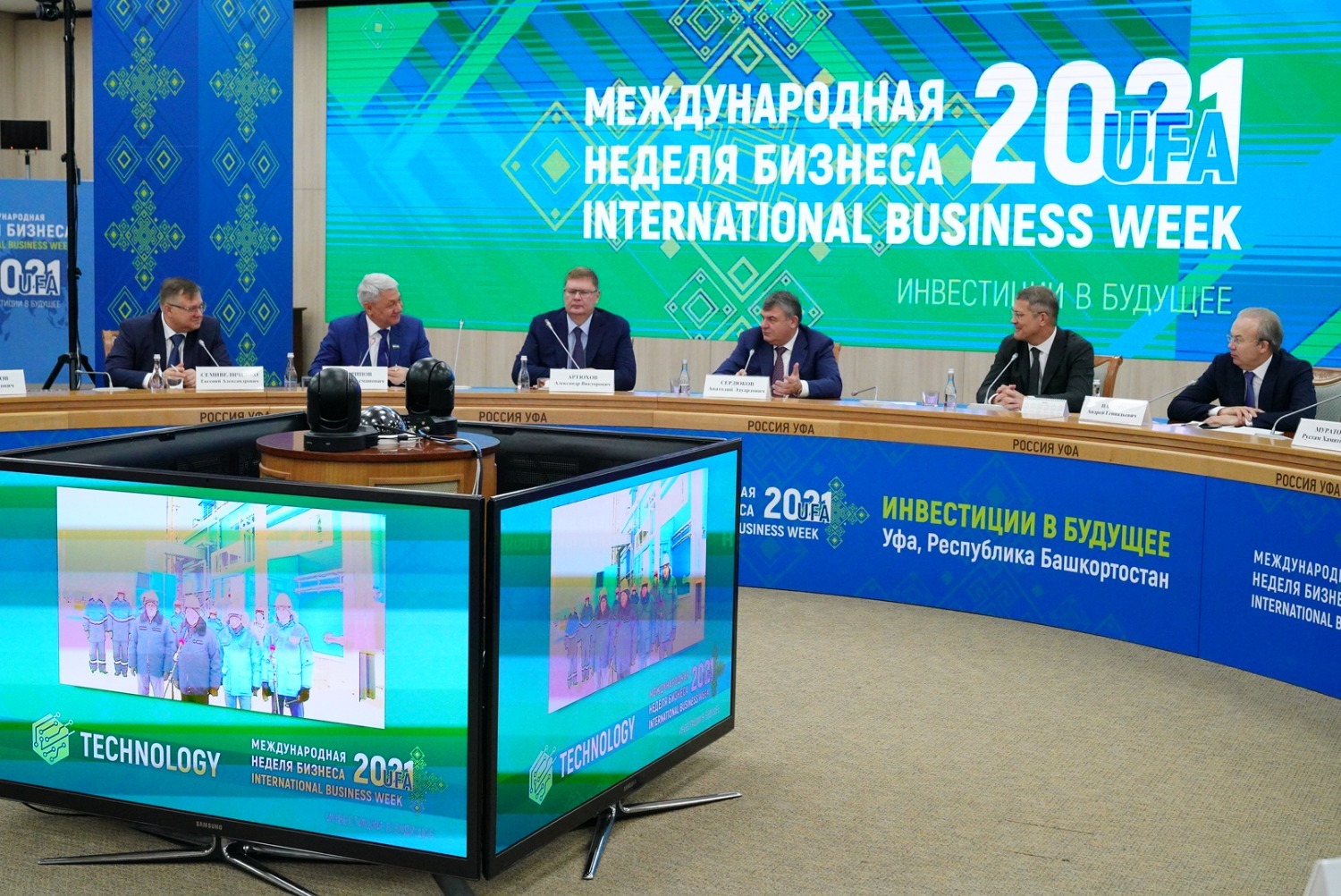 Олег Яровиков