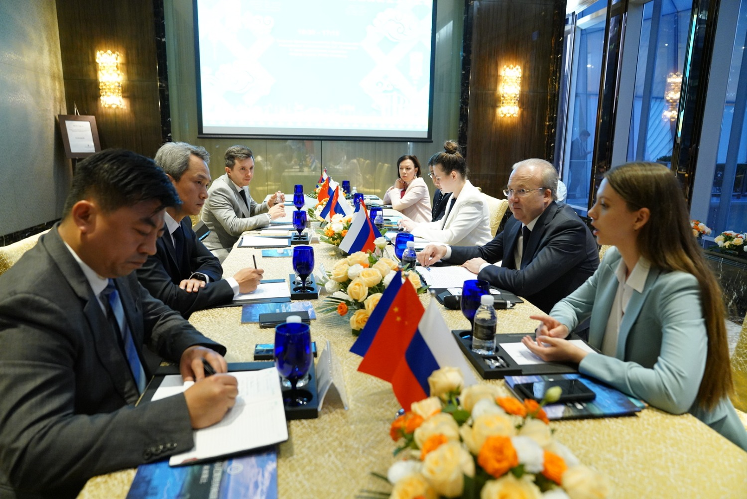 Олег Яровиков