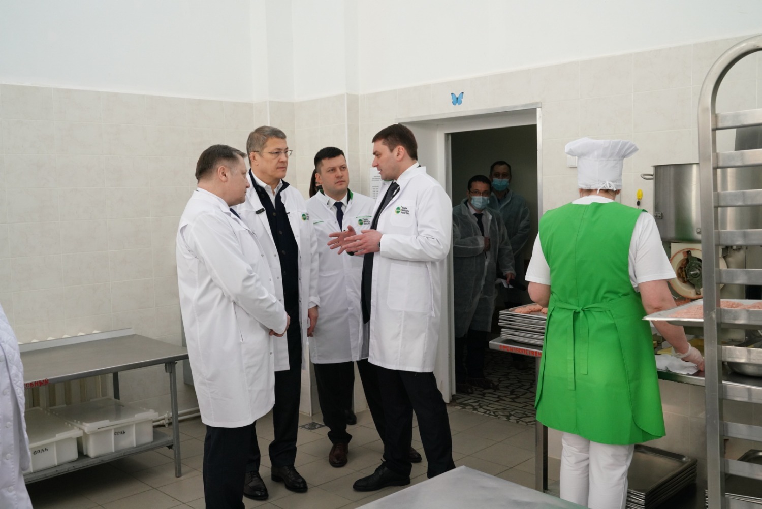 Олег Яровиков