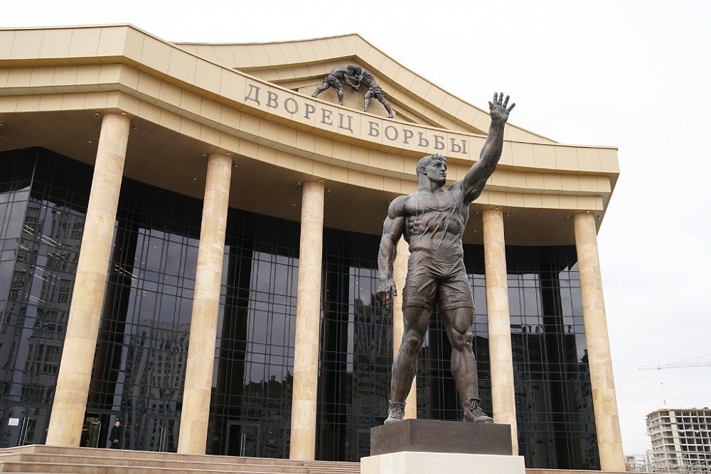 Олег Яровиков