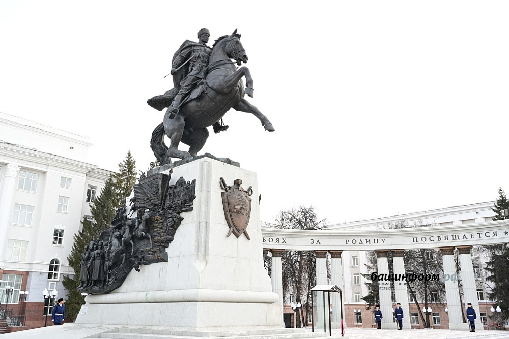 Азат Мухамедьянов  пресс-служба Главы РБ