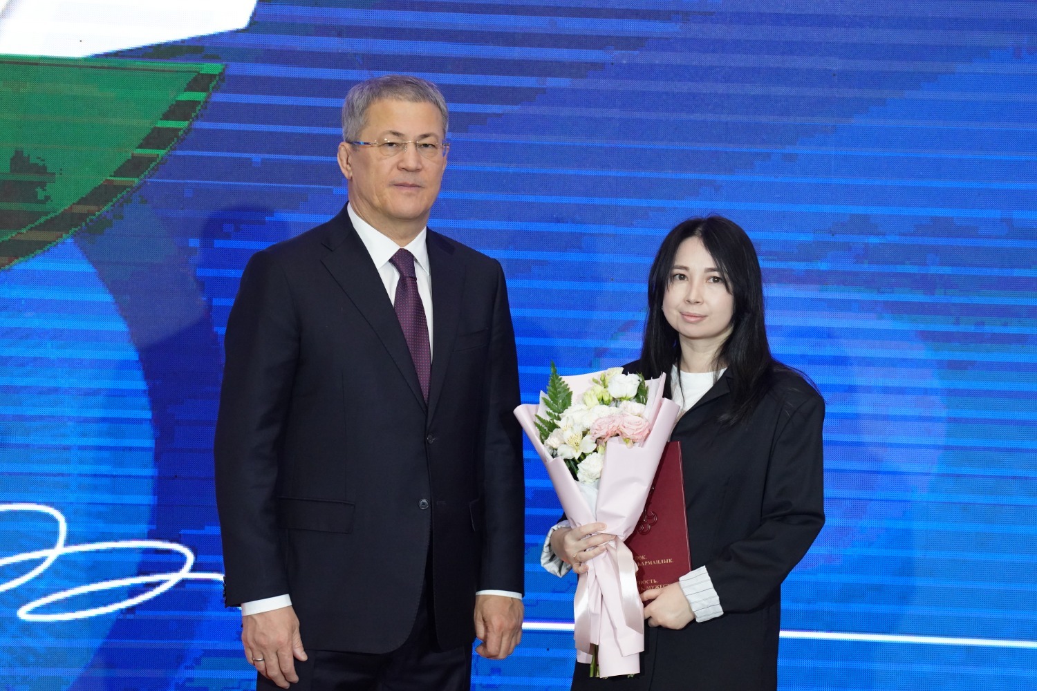 Олег Яровиков  Редактор контент-центра акционерного общества ИА «Башинформ» Минзаля Аскарова