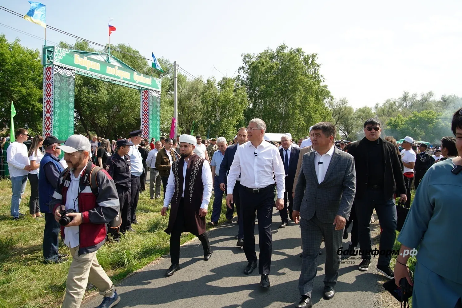Олег Яровиков