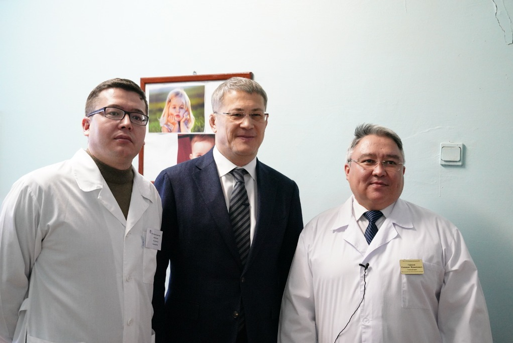 Олег Яровиков