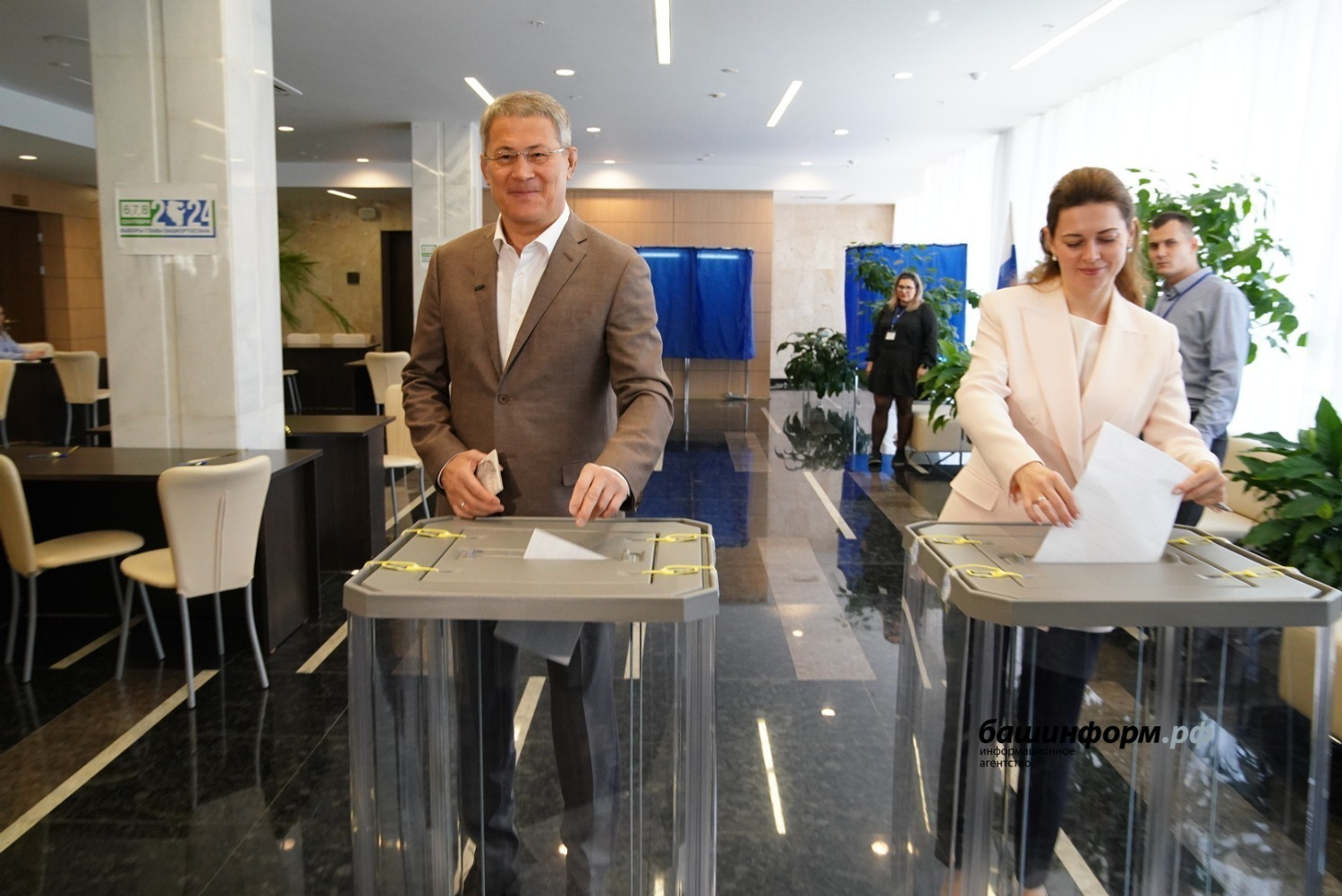 Олег Яровиков