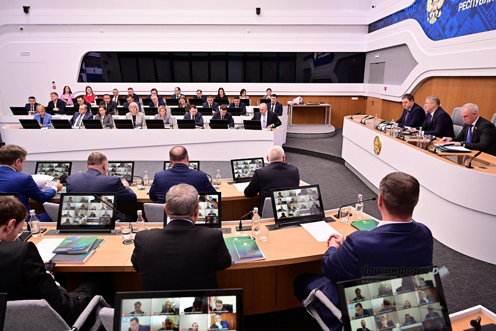 Азат Мухамедьянов, Олег Яровиков пресс - служба Главы Республики Башкортостан