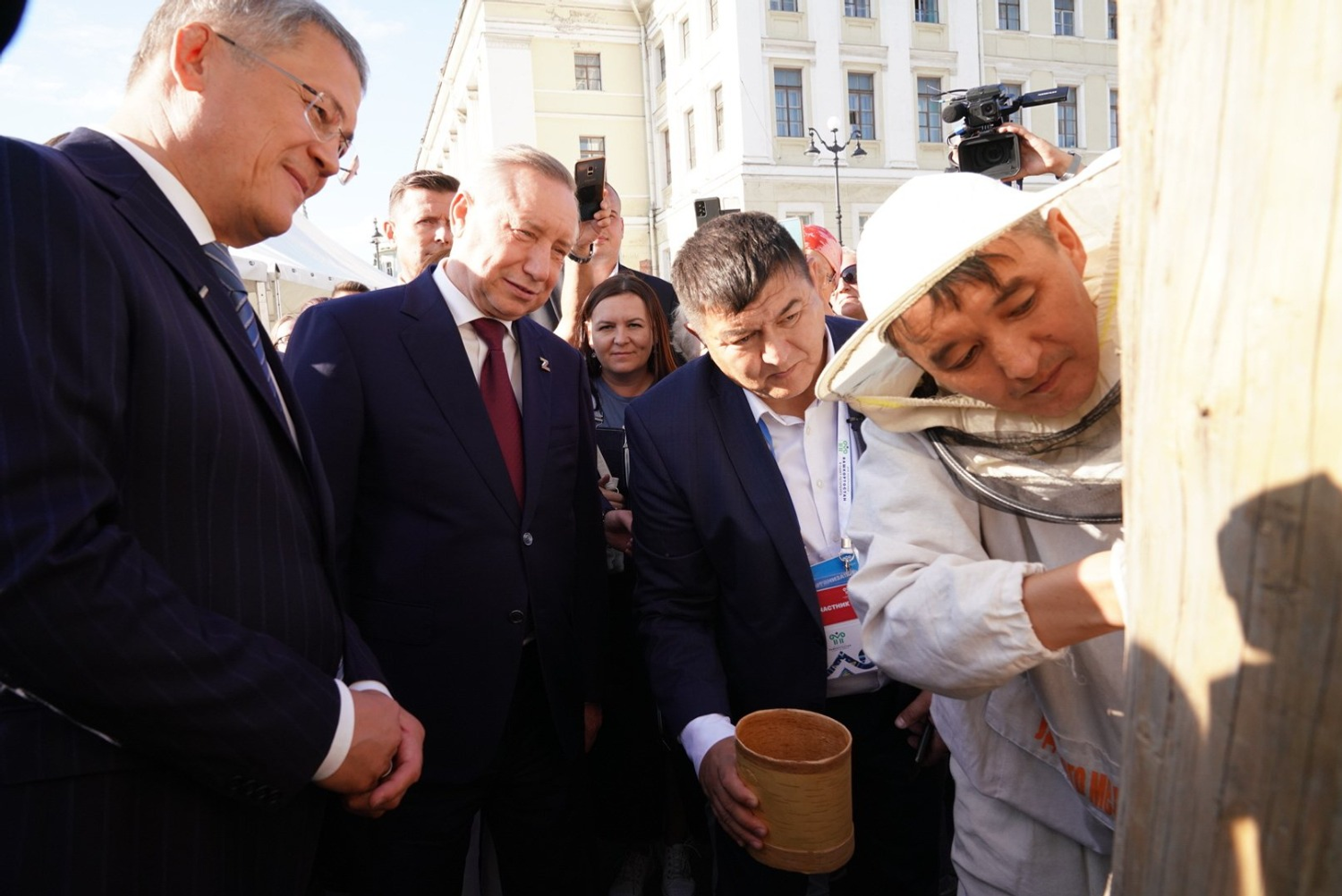 Олег Яровиков