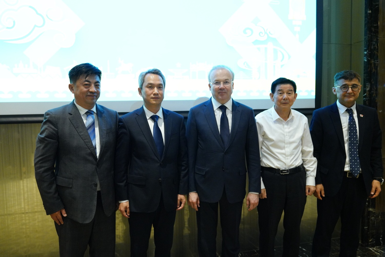 Олег Яровиков