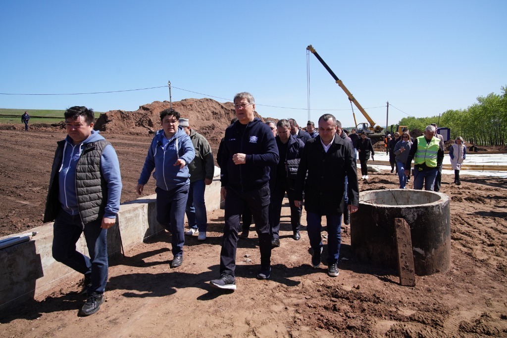 Олег Яровиков