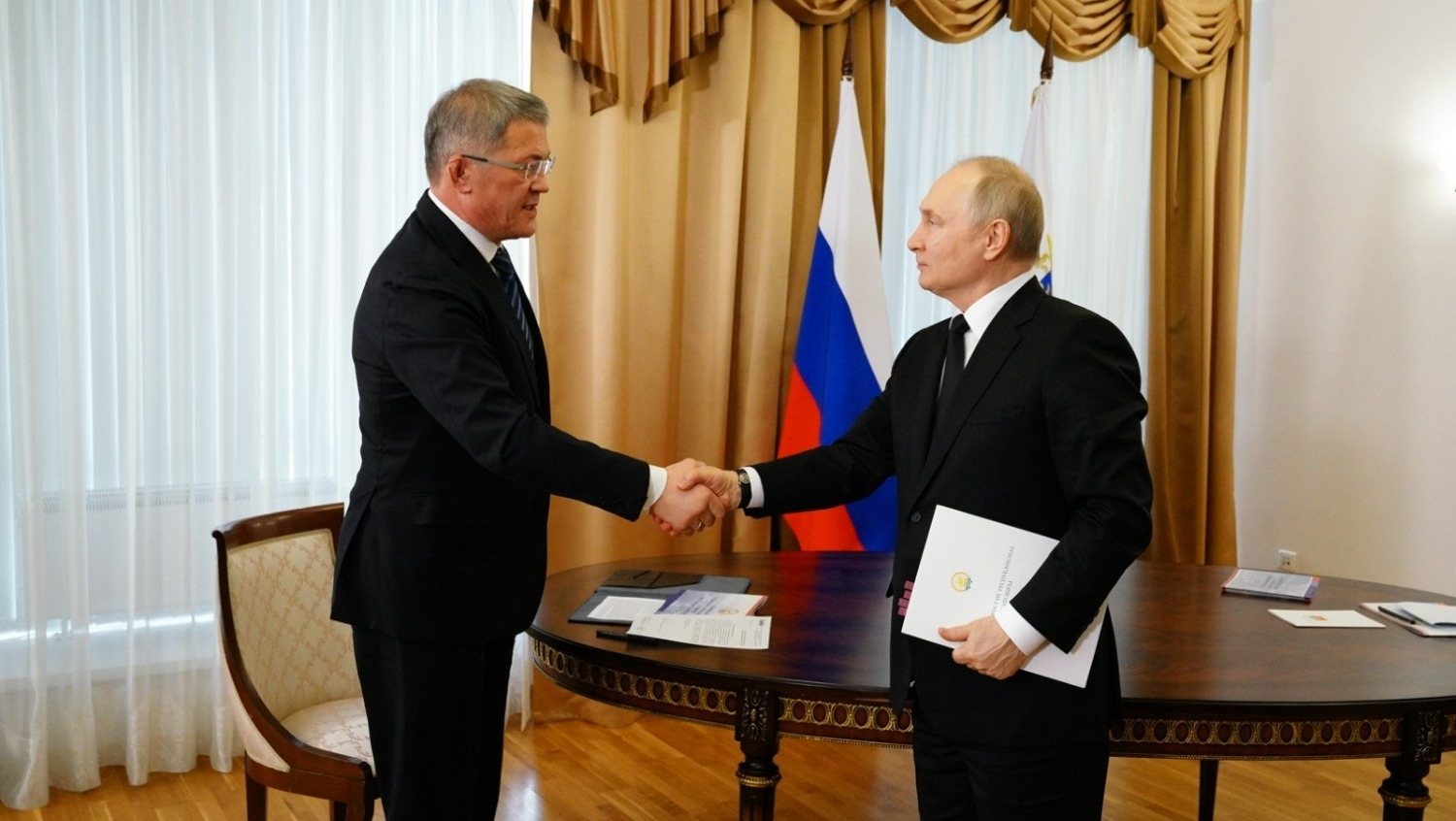 Олег Яровиков