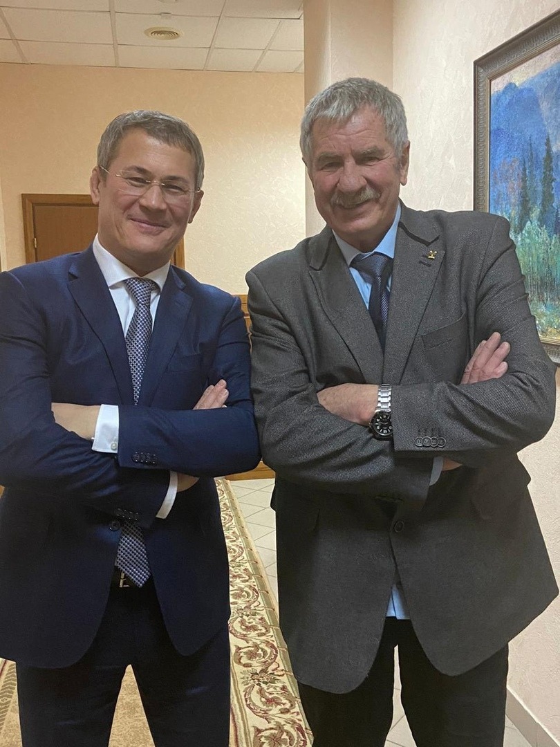 социальные сети Радия Хабирова