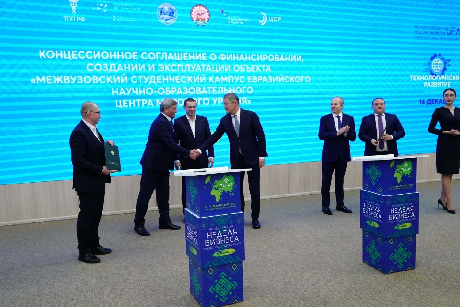 Олег Яровиков