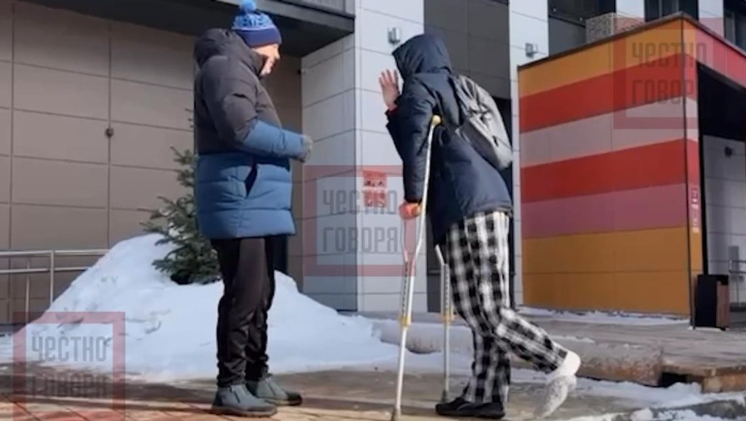 стоп-кадр видео «Честно говоря»