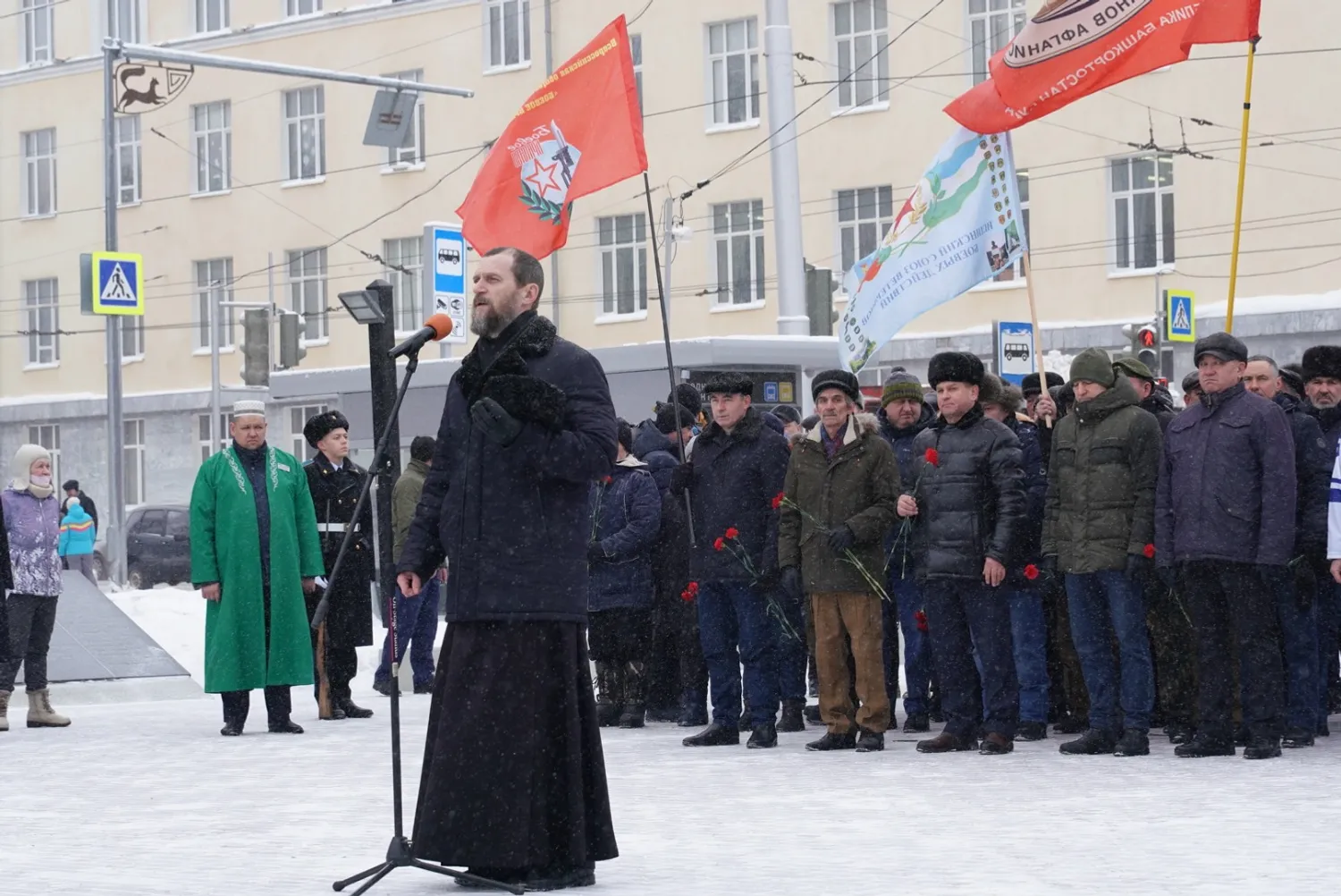 Олег Яровиков