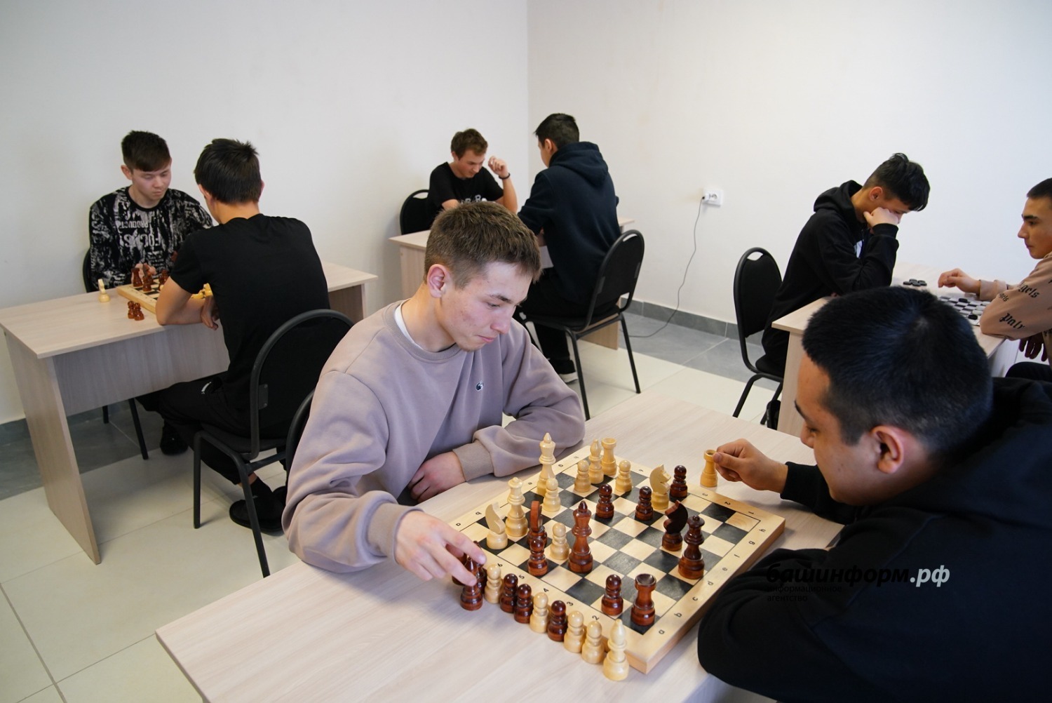 Олег Яровиков