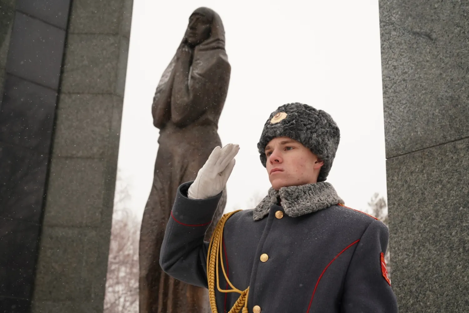 Олег Яровиков