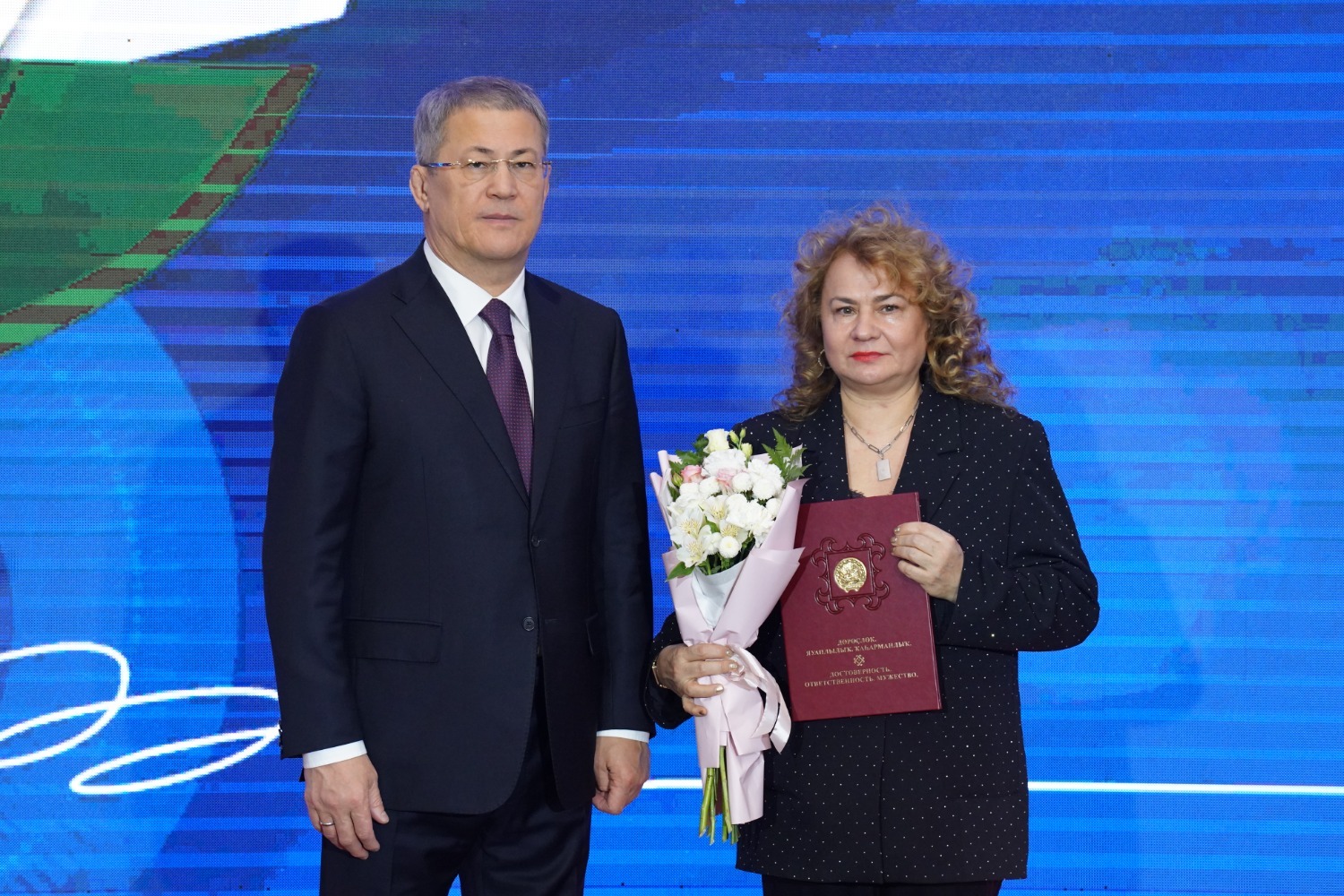 Олег Яровиков  Директор ООО «Коммерческая телерадиокомпания «Сладкая жизнь» Радио Первый канал» Инна Миронова