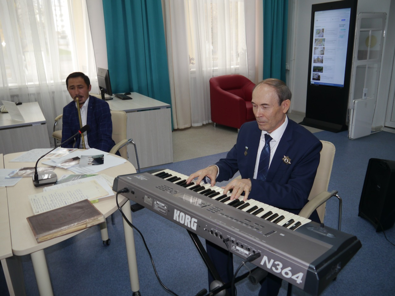 пресс-служба Национальной библиотеки им. А.-З. Валиди РБ  Фарит Идрисов рассказывает историю создания Гимна РБ