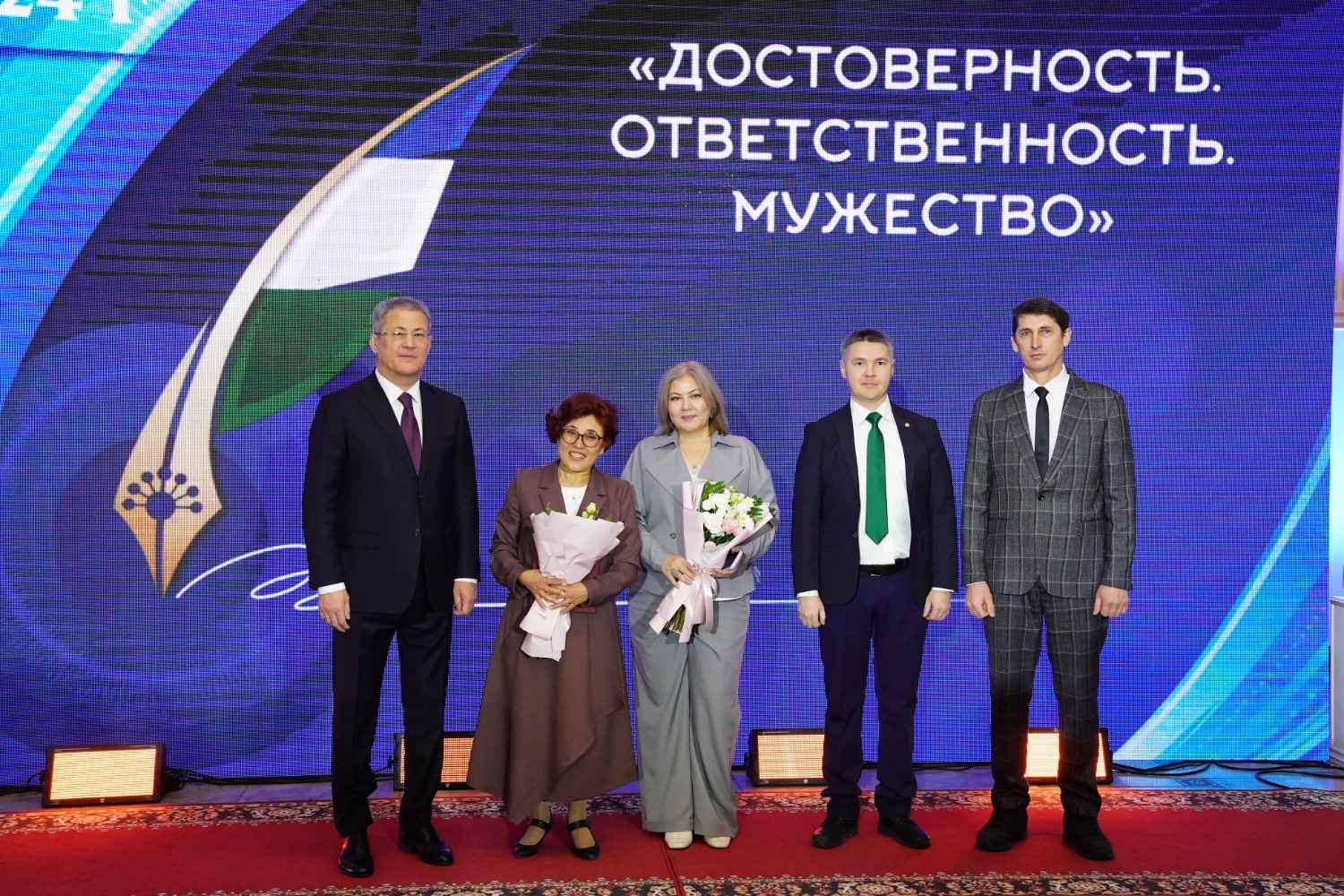 Олег Яровиков  Коллектив съемочной бригады телеканала БСТ