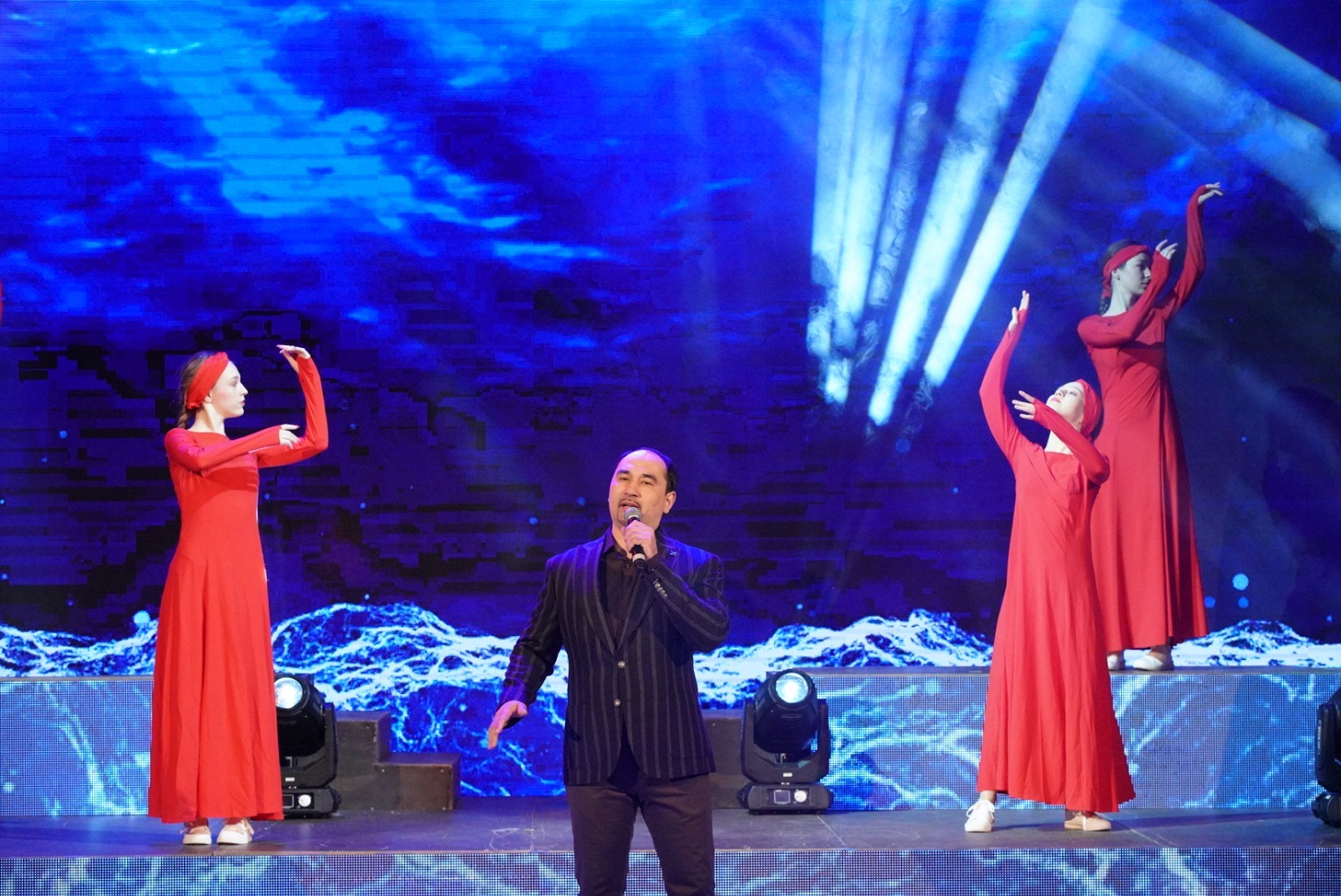 Олег Яровиков