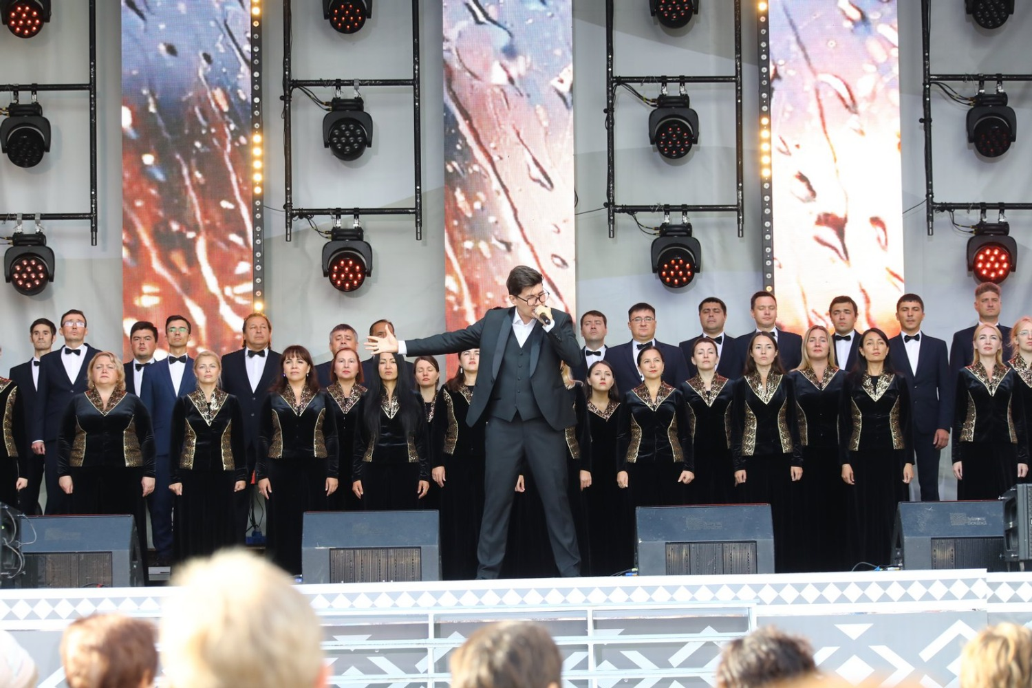 Валерий Шахов