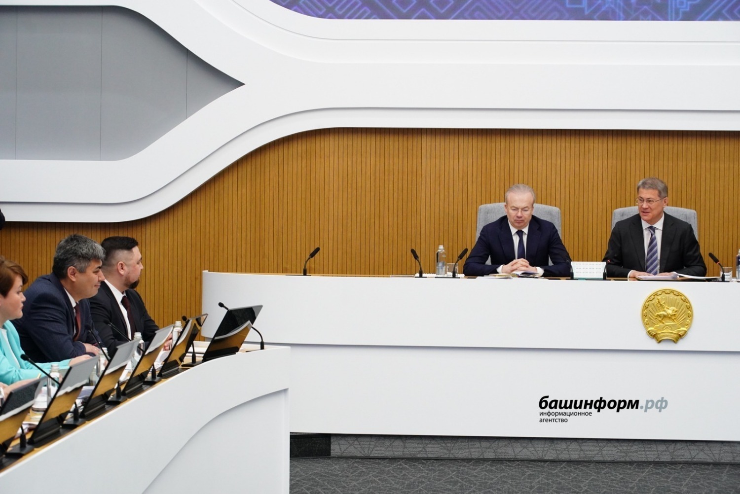 Олег Яровиков