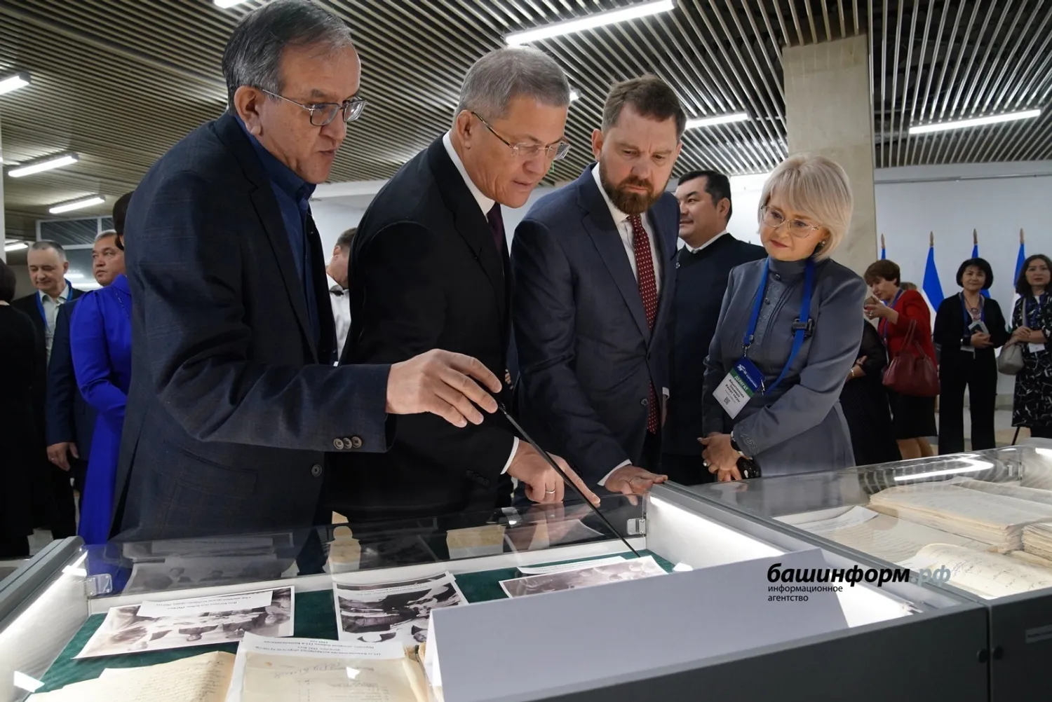 Олег Яровиков
