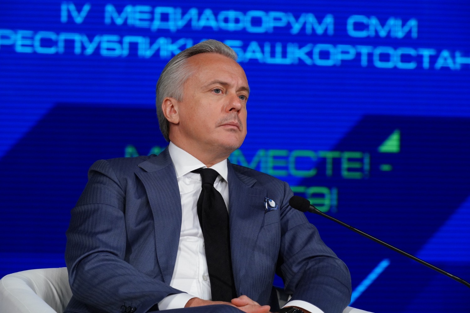 Олег Яровиков