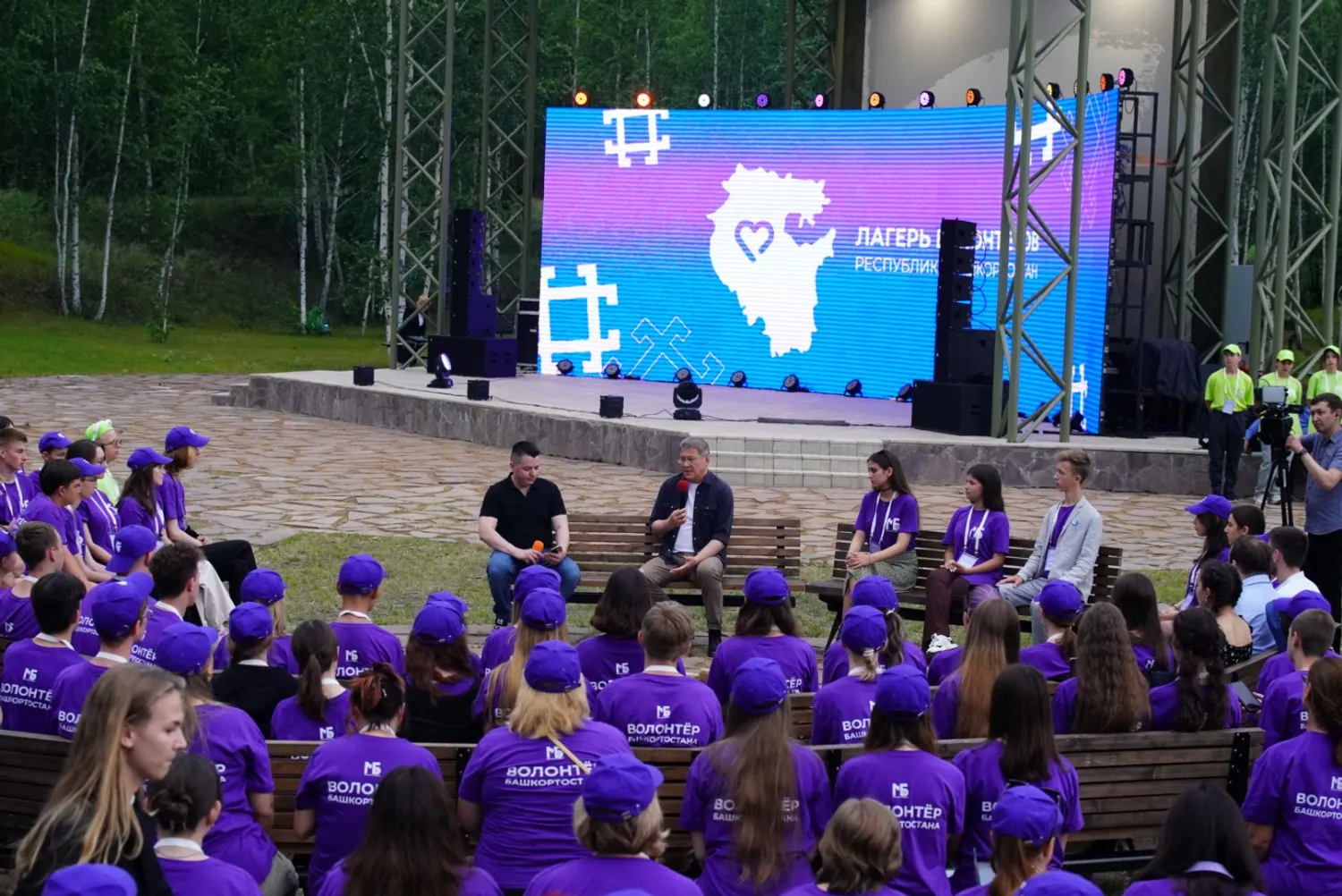 Олег Яровиков