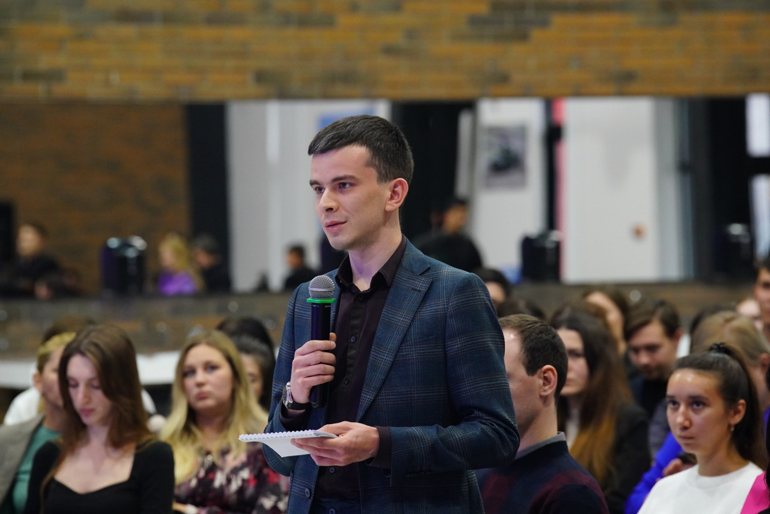 Олег Яровиков