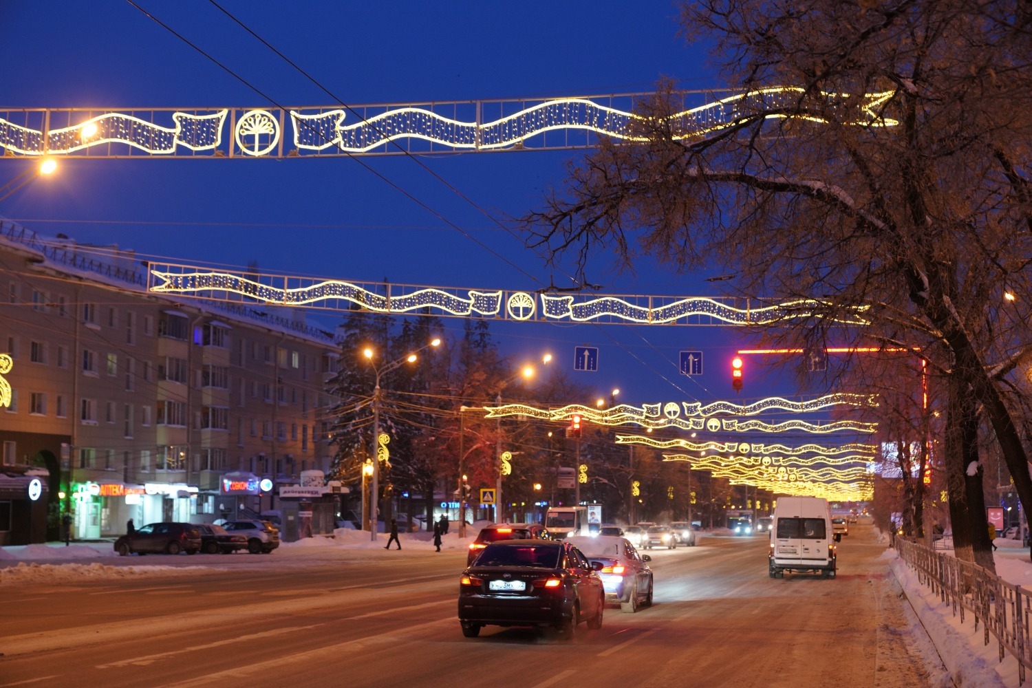 Олег Яровиков