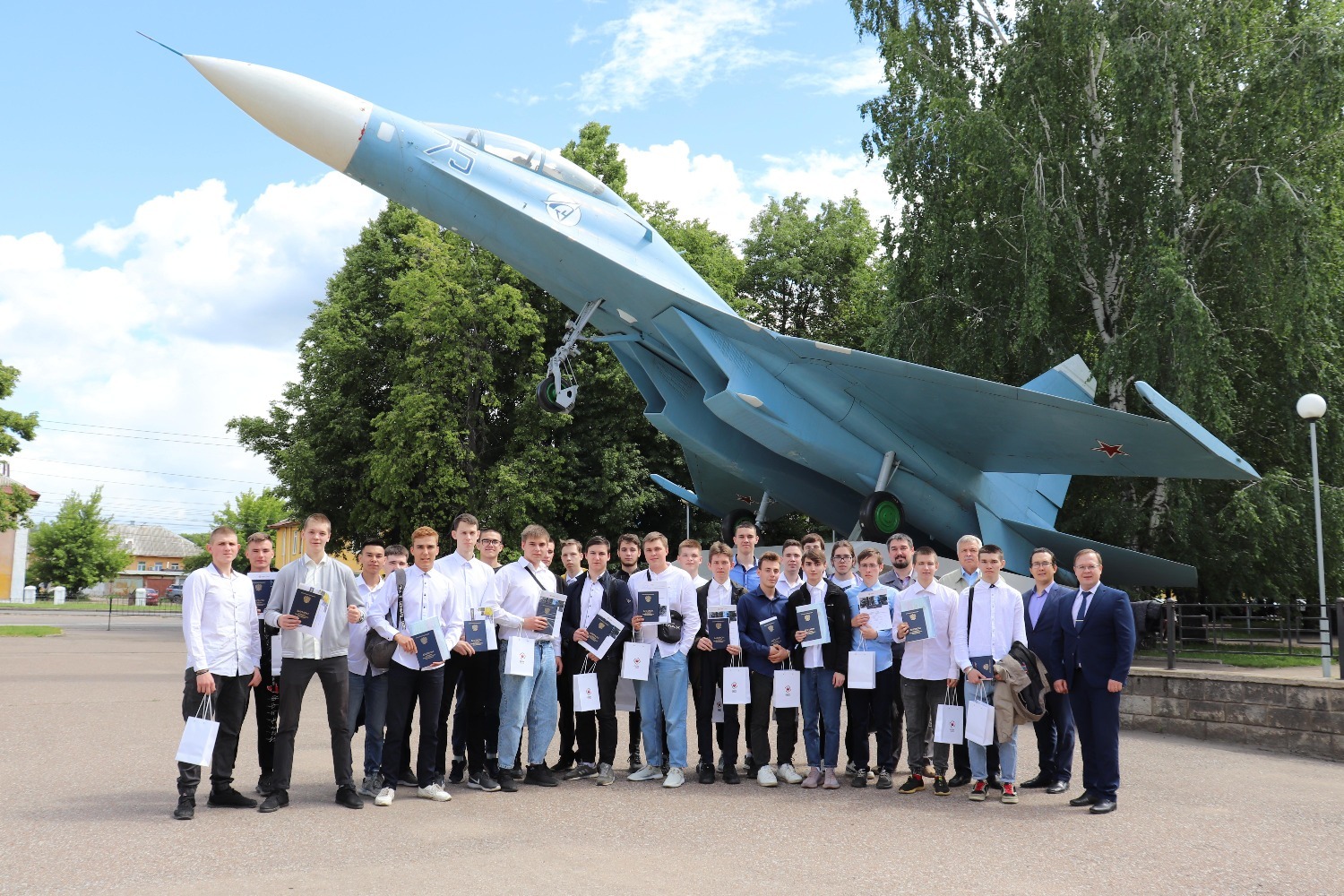 предоставлено пресс-службой ОДК-УМПО Выпускники УМК 2022 года первыми обучились по новой системе дуального образования