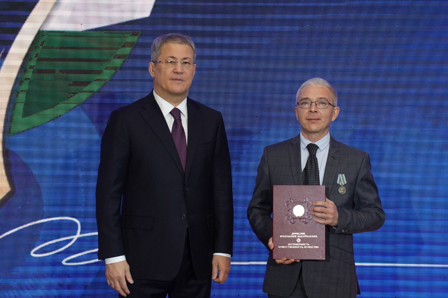 Олег Яровиков