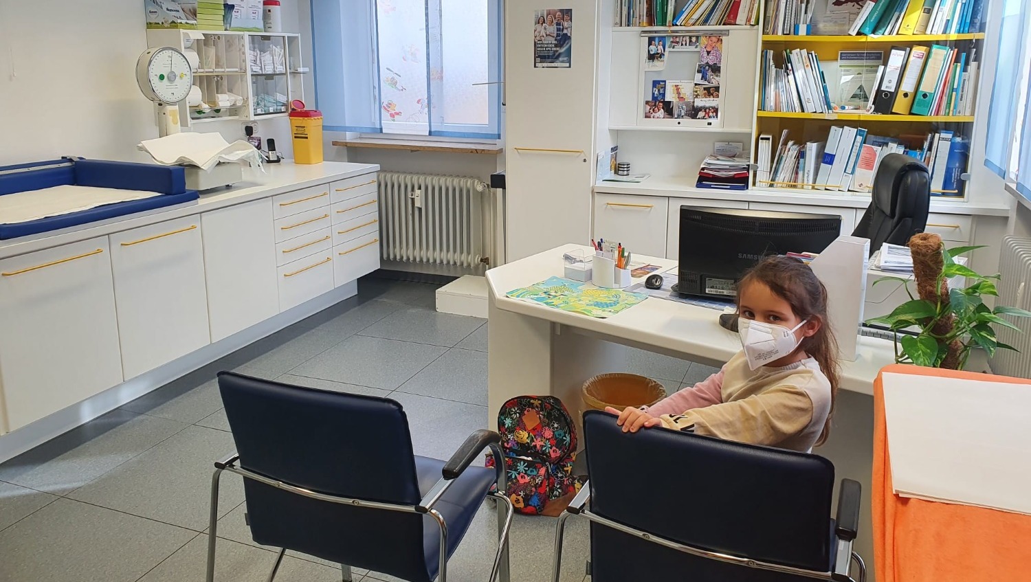 В кабинете у педиатра