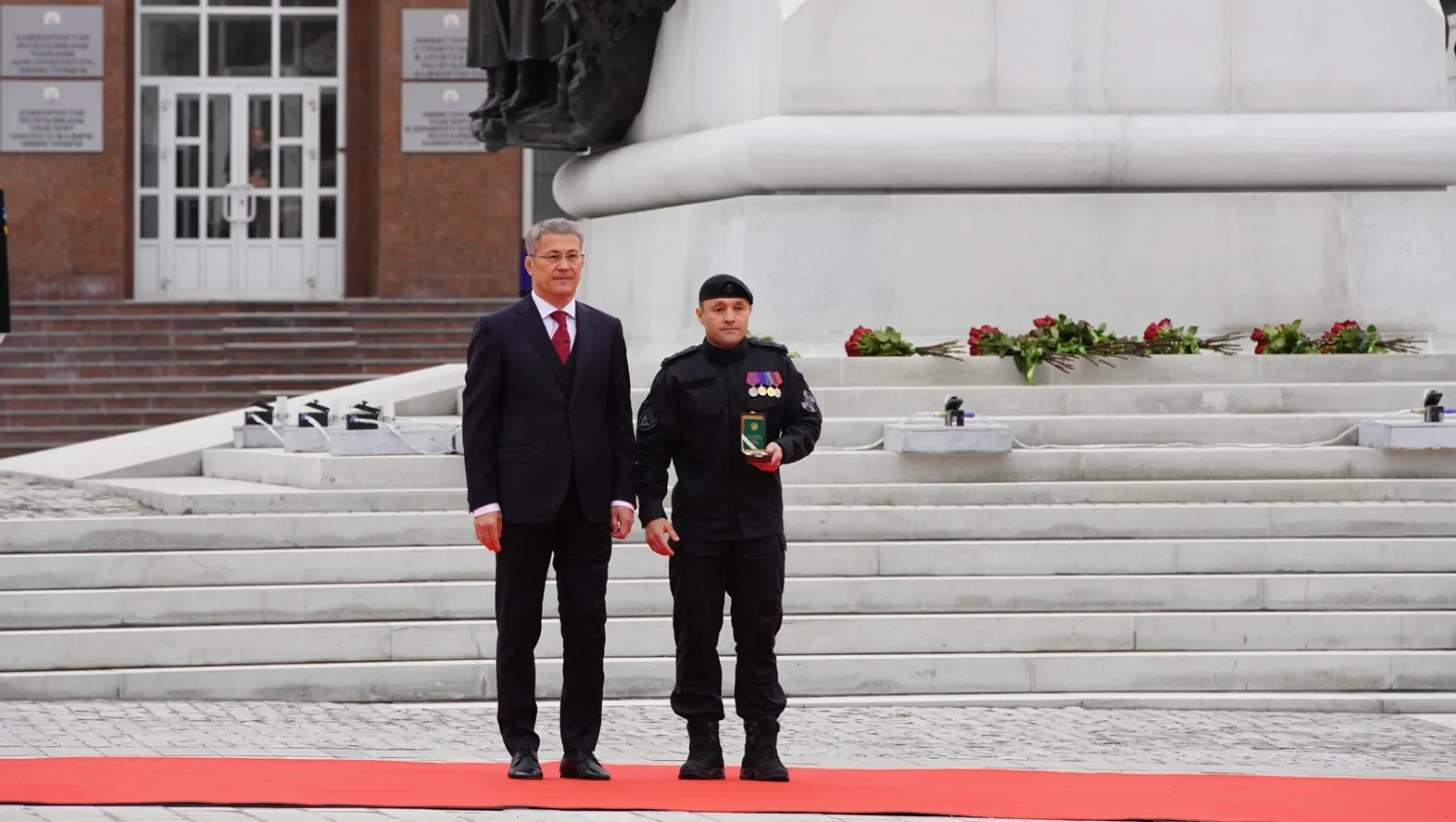 Олег Яровиков