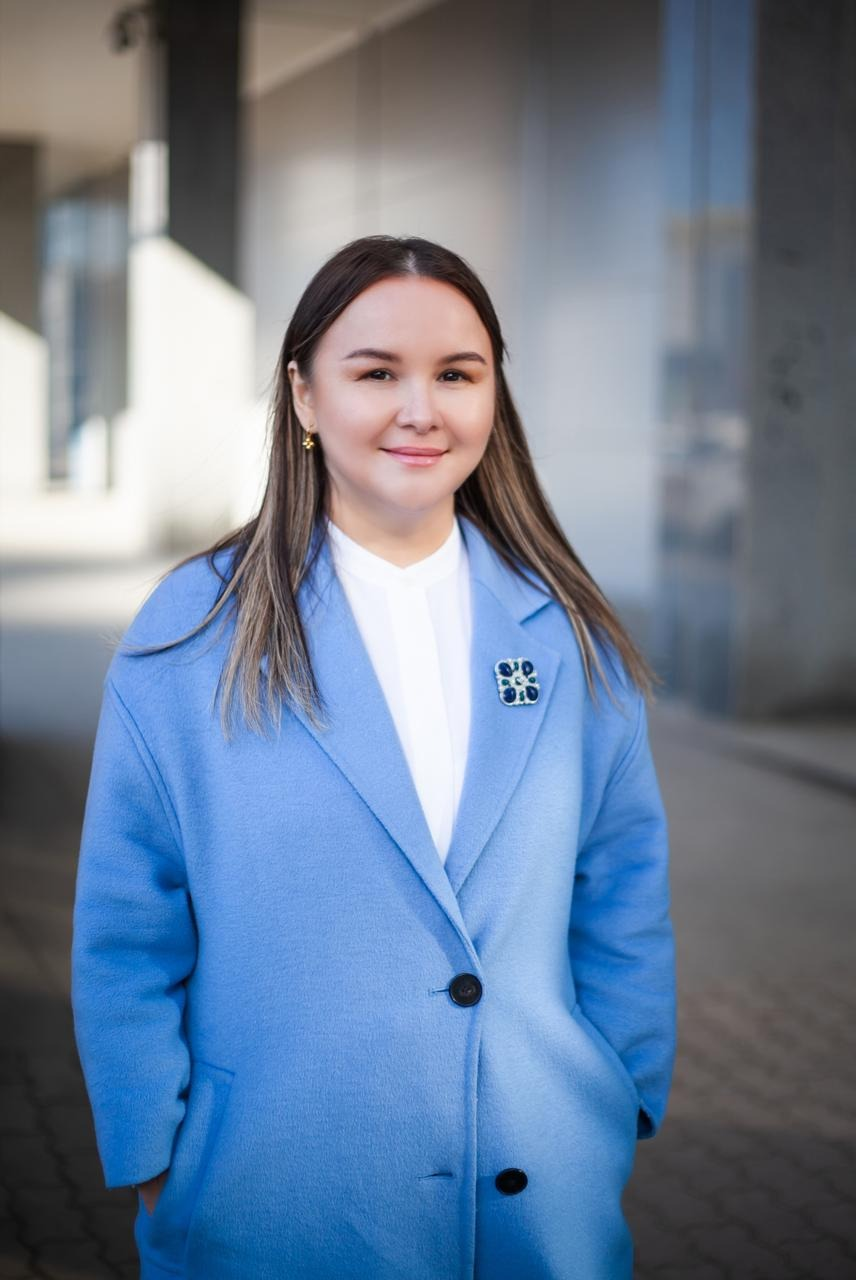 Дим Тулунгужин - Альфия Байбурина, руководитель комиссии по СМИ «Всемирного курултая (конгресса) башкир»