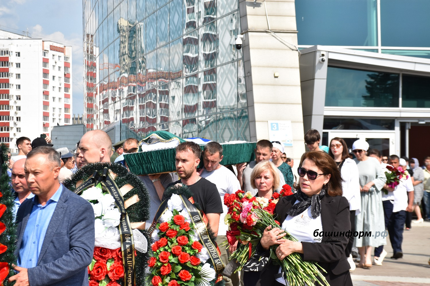 Эдуард  Кускарбеков