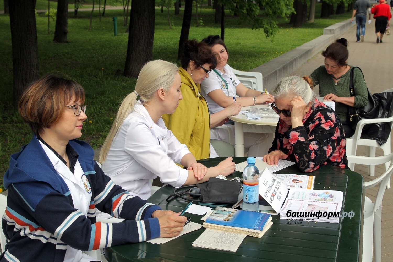 Олег Яровиков