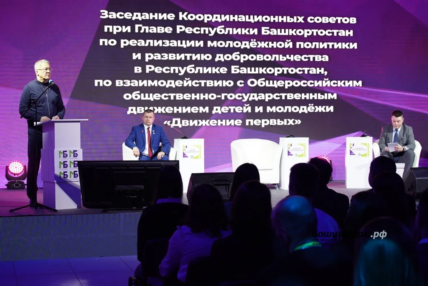 Олег Яровиков