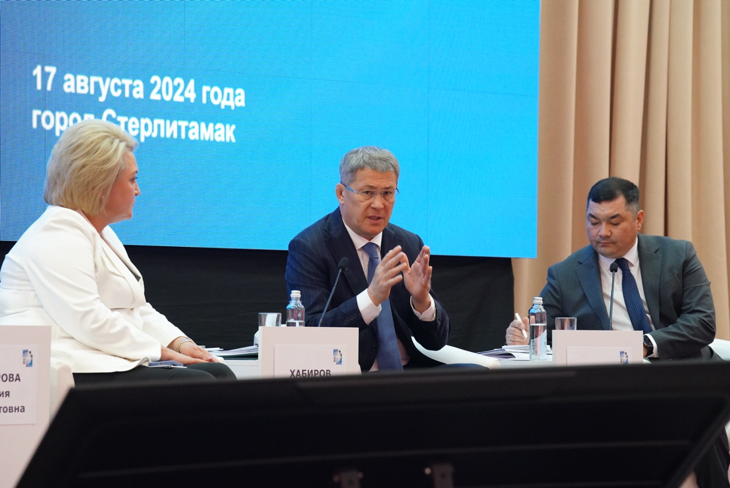 Олег Яровиков