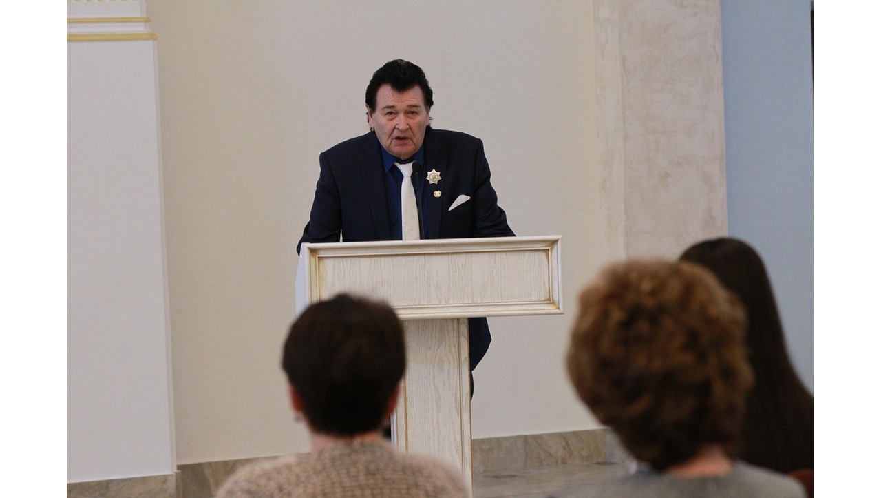 Олег Яровиков