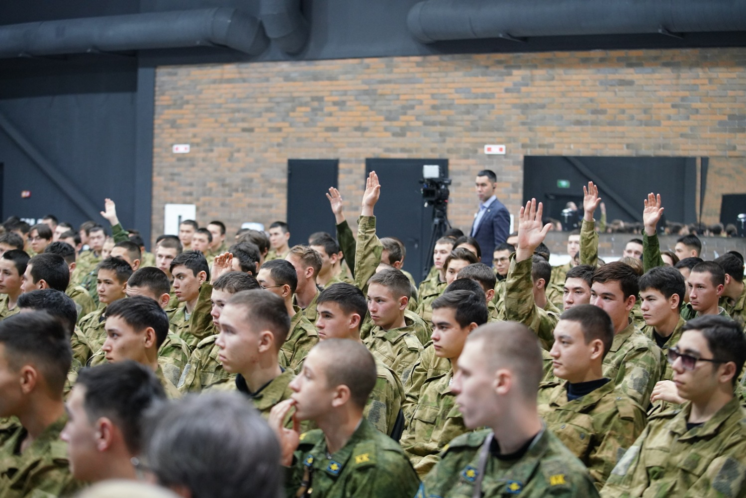 Олег Яровиков