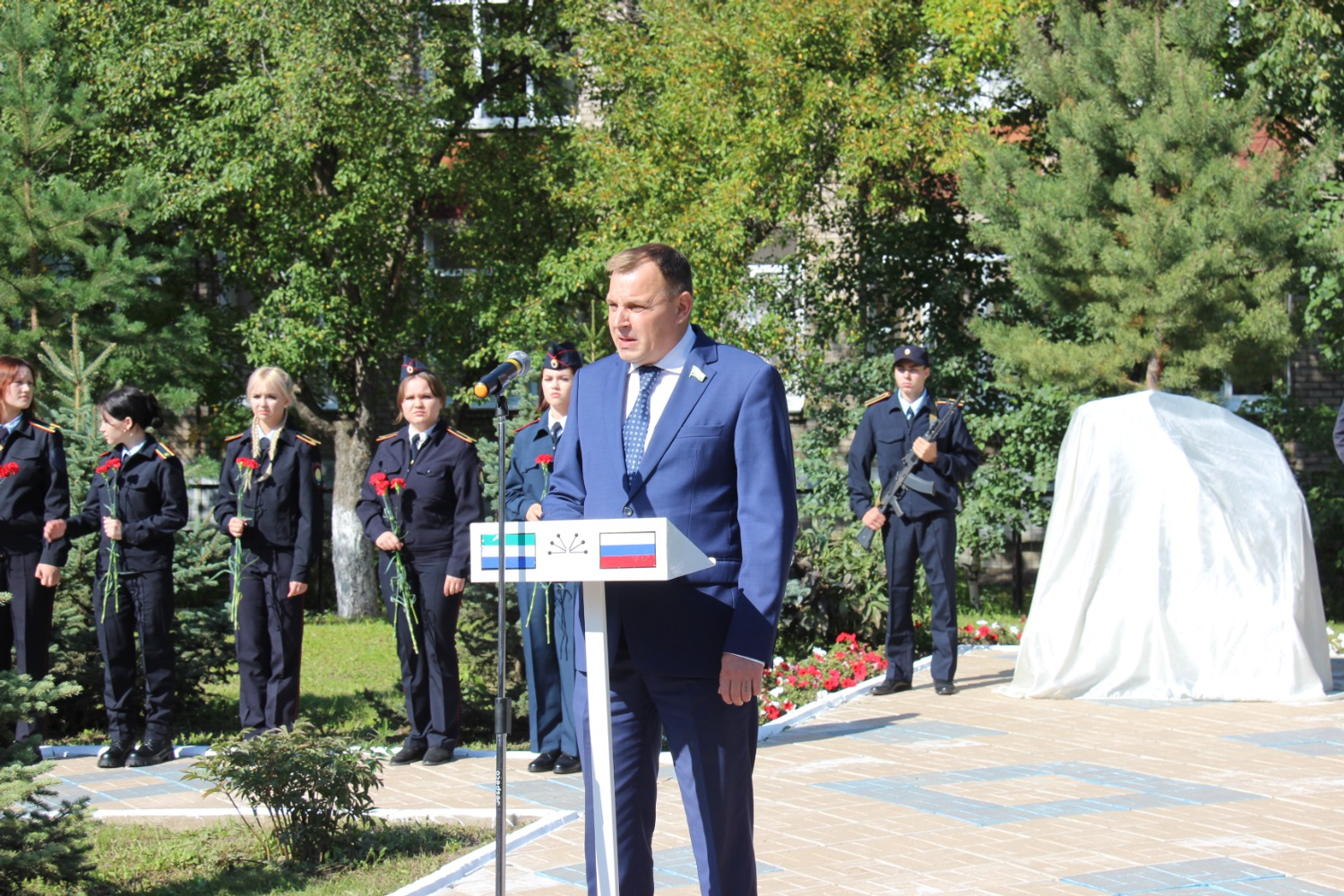 Эдуард  Кускарбеков