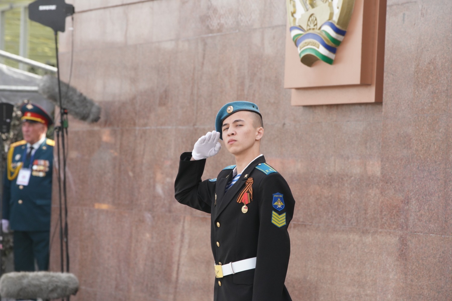 Олег Яровиков